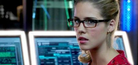 Felicity Smoak de retour pour le final d'Arrow