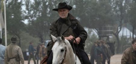 Un épisode de Walking Dead dédié à Frank Hilderbrand