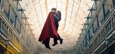 Superman passe la barre des 300 millions de dollars
