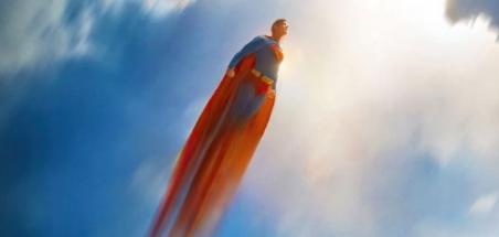 C'est officiel, le Superman de James Gunn est passé devant Man of Steel au box-office US